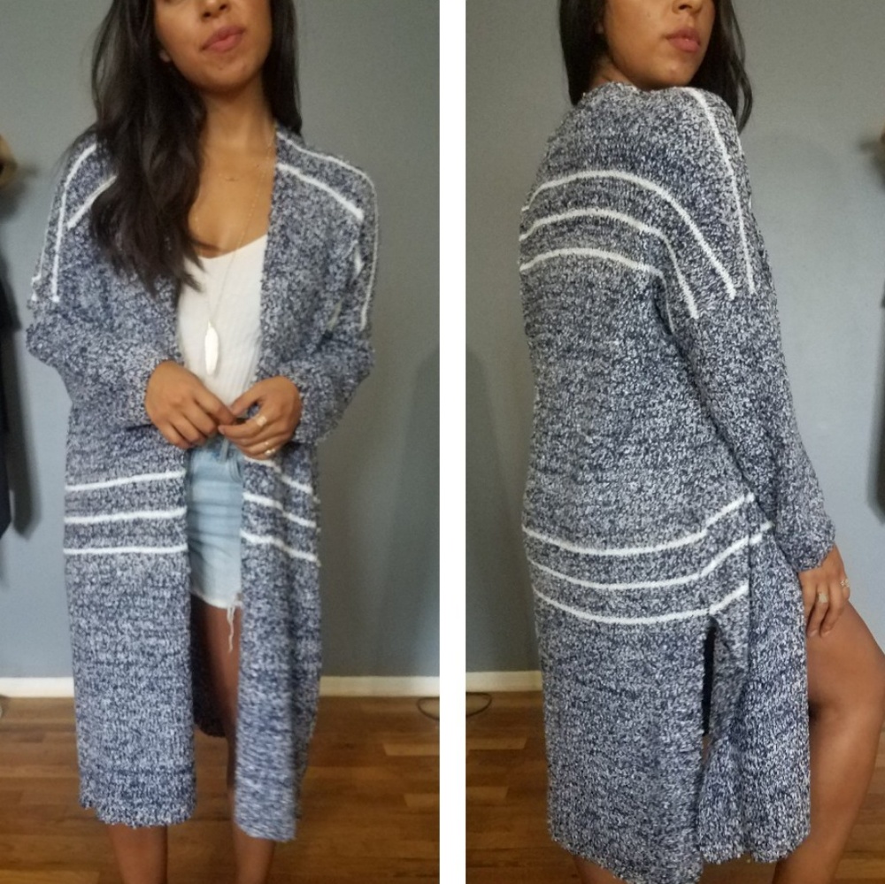 Best Seller✨EARTHLY PLEASURES CARDIGAN MARLED NAVY - Picture 6 of 7